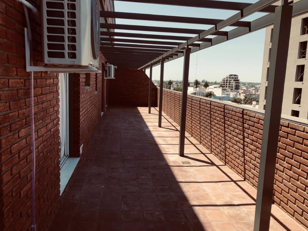 Departamento De Catagoria M&L Apartment Villa Maria Luaran gambar